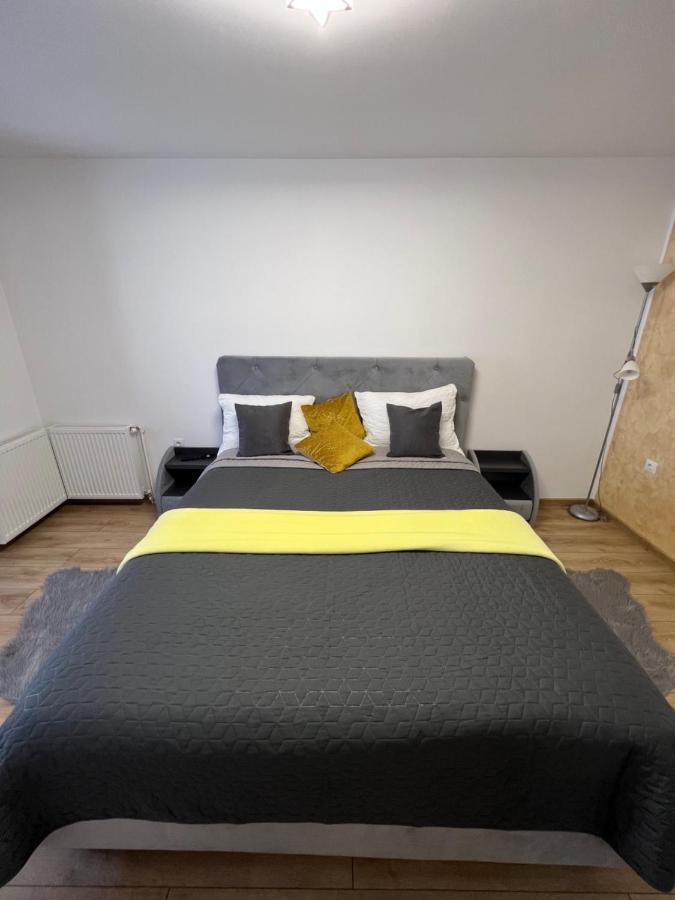 Boby S Studio With Free Parking Turda Buitenkant foto
